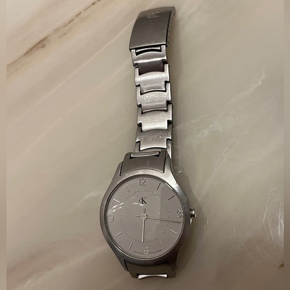 Vintage Calvin Klein watch - Picture 3 of 3